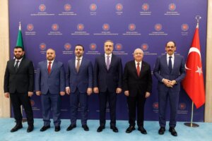 turk ve suriyeli yetkililer suriyenin toprak butunlugu icin bir araya geldi deJIbwVF.jpg